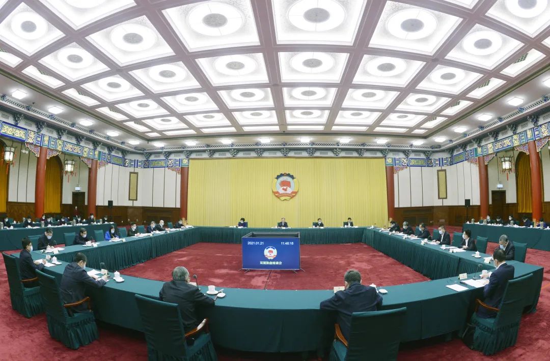 关于营商环境，委员们把调研成果带到了会上……(图2)