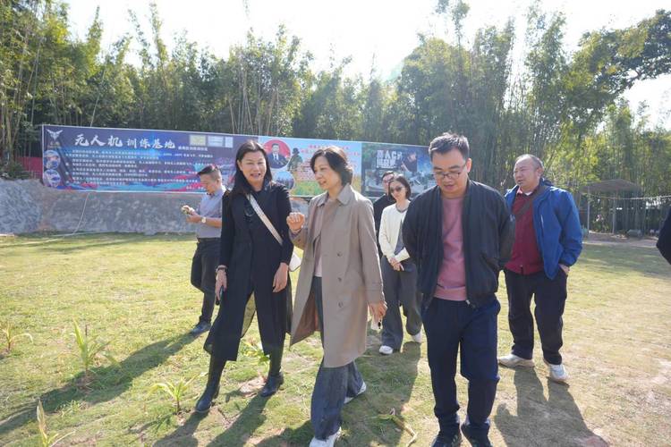 陈际瓦赴大化瑶族自治县调研(图3)