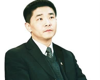 毛晓峰追女星出手阔气 追女演员刚见面就送名车大手笔(图1)