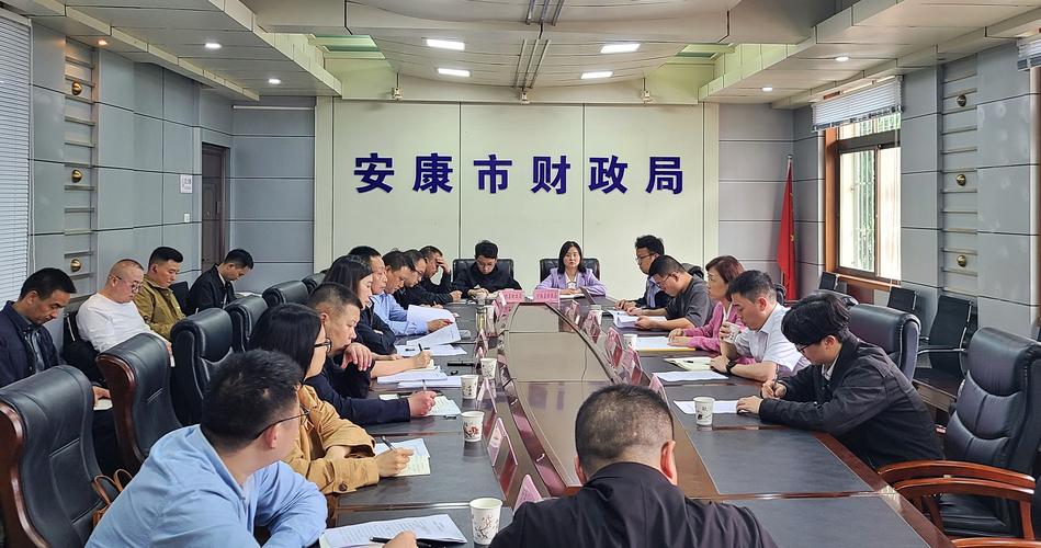 省财政厅开展专项排查整治工作督查调研(图1)